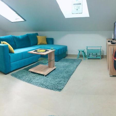 Apartman Santorini Нови-Сад Экстерьер фото